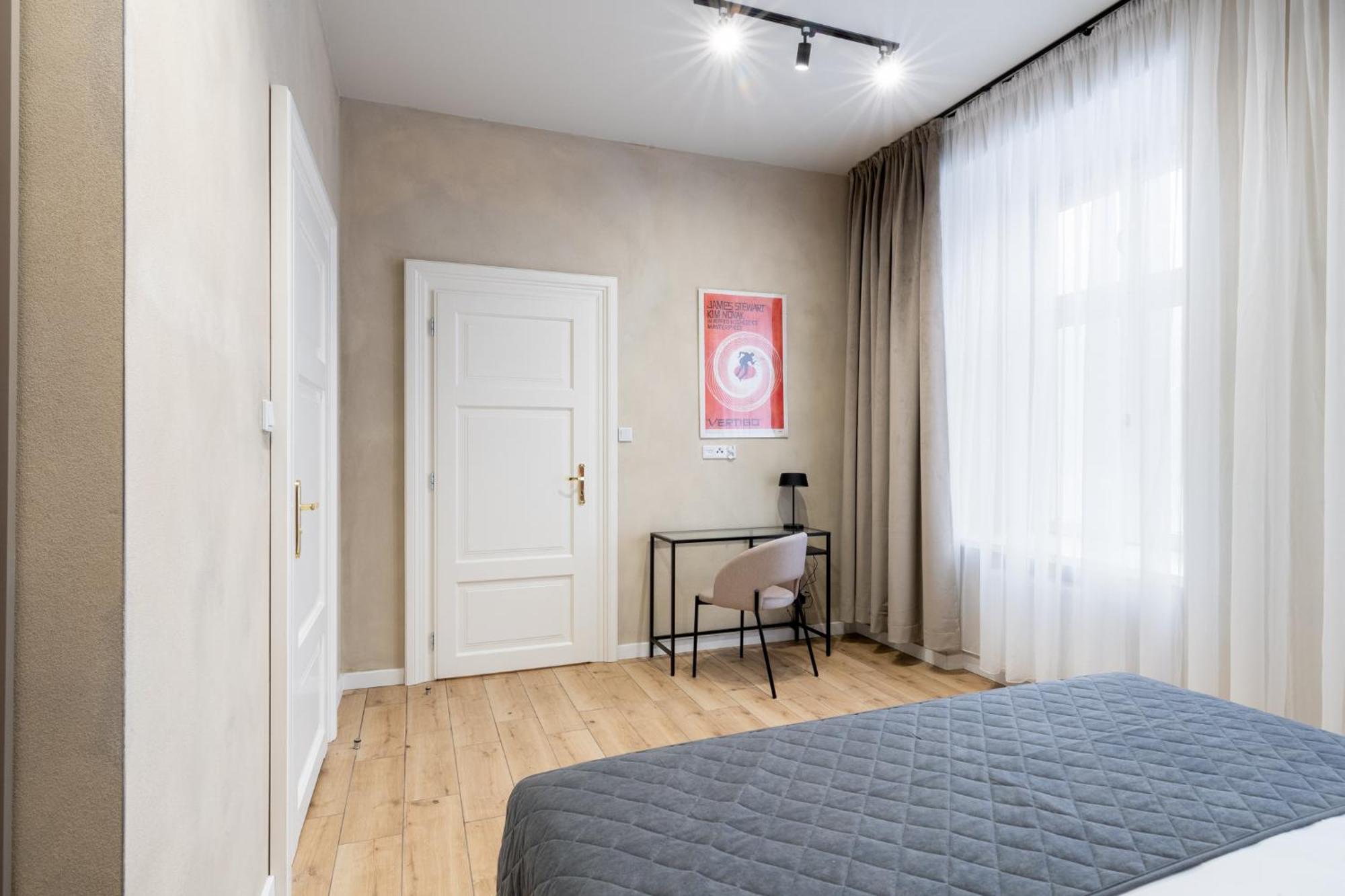 1898 Parkside Boutique Residence Krakow Exterior photo