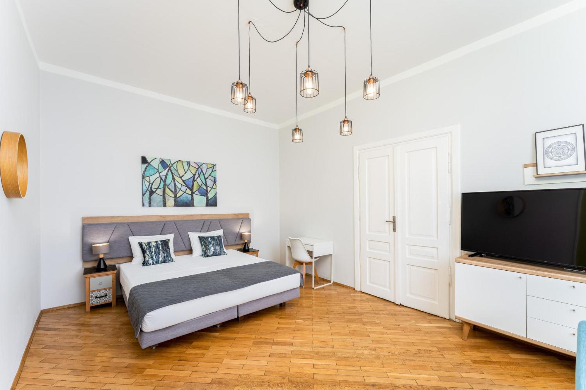 1898 Parkside Boutique Residence Krakow Exterior photo